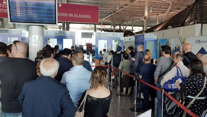 Te kualifikuarit po braktisin vendin-Situata per investimet e huaja alarmante